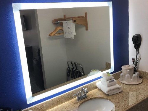 Executive Inn And Suites Joaquin image 23